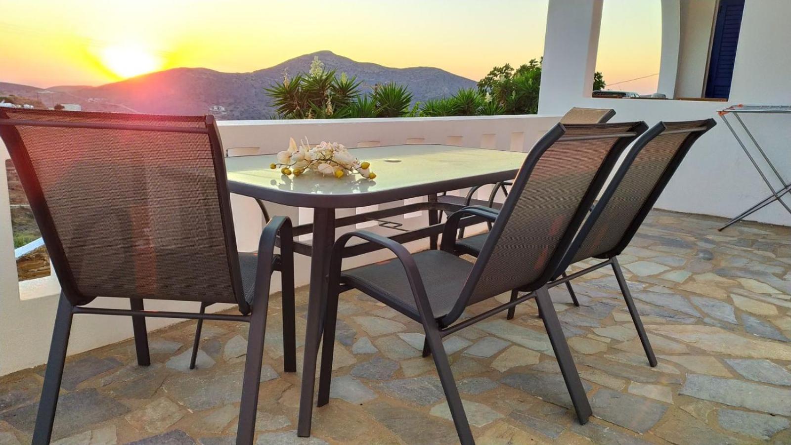 Likno'S Ios Island Resort מראה חיצוני תמונה